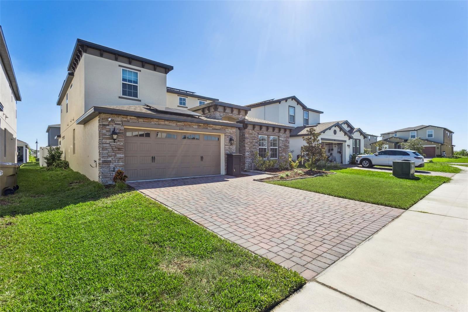 1111 LONE PALM WAY