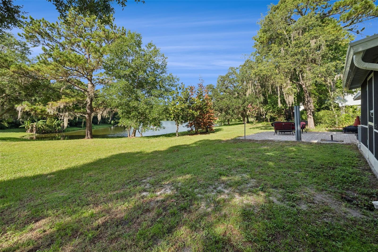 498 GREEN SPRING CIR