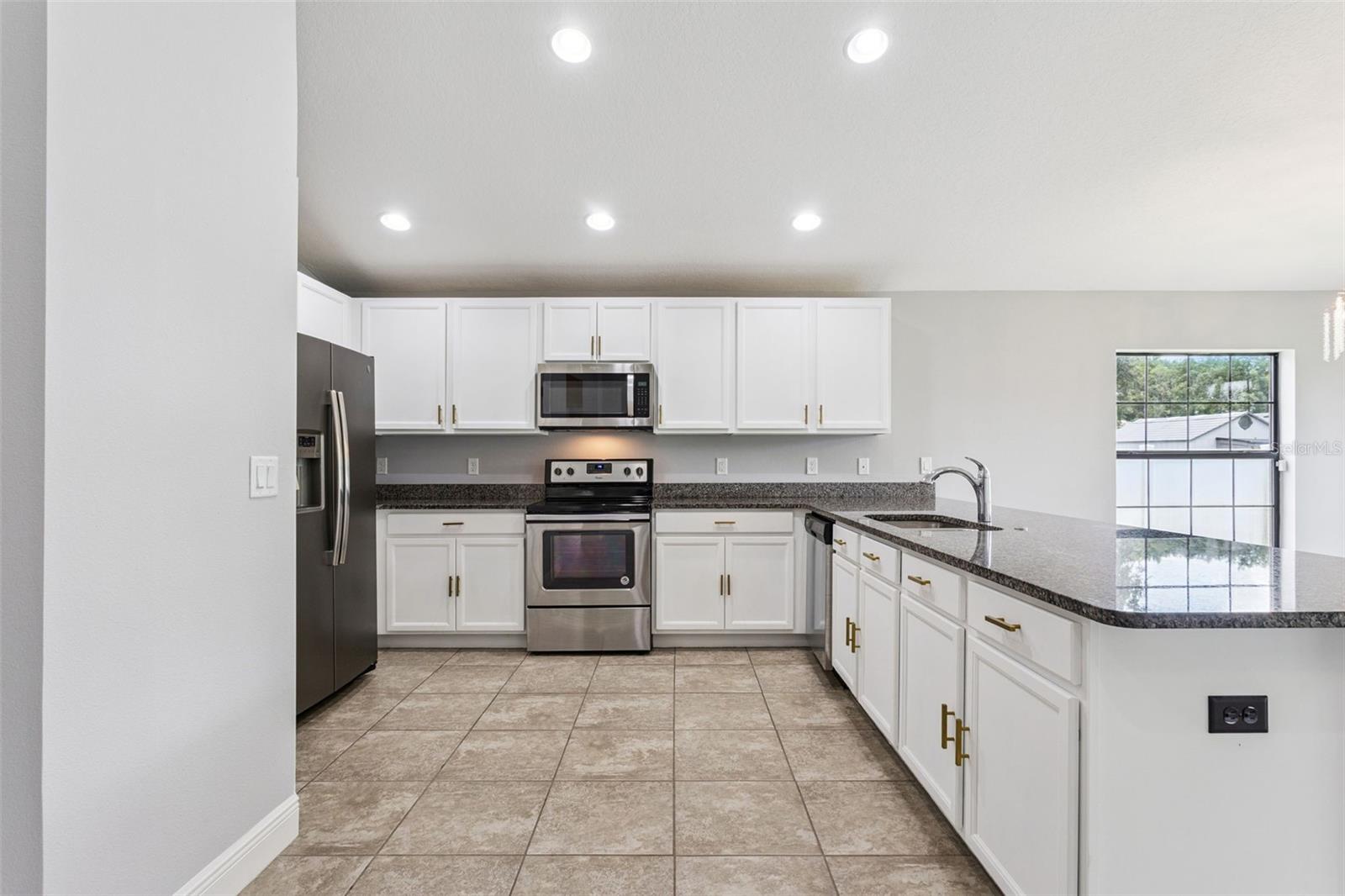 1144 CAMBOURNE DR