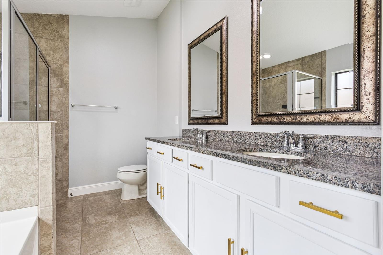 1144 CAMBOURNE DR
