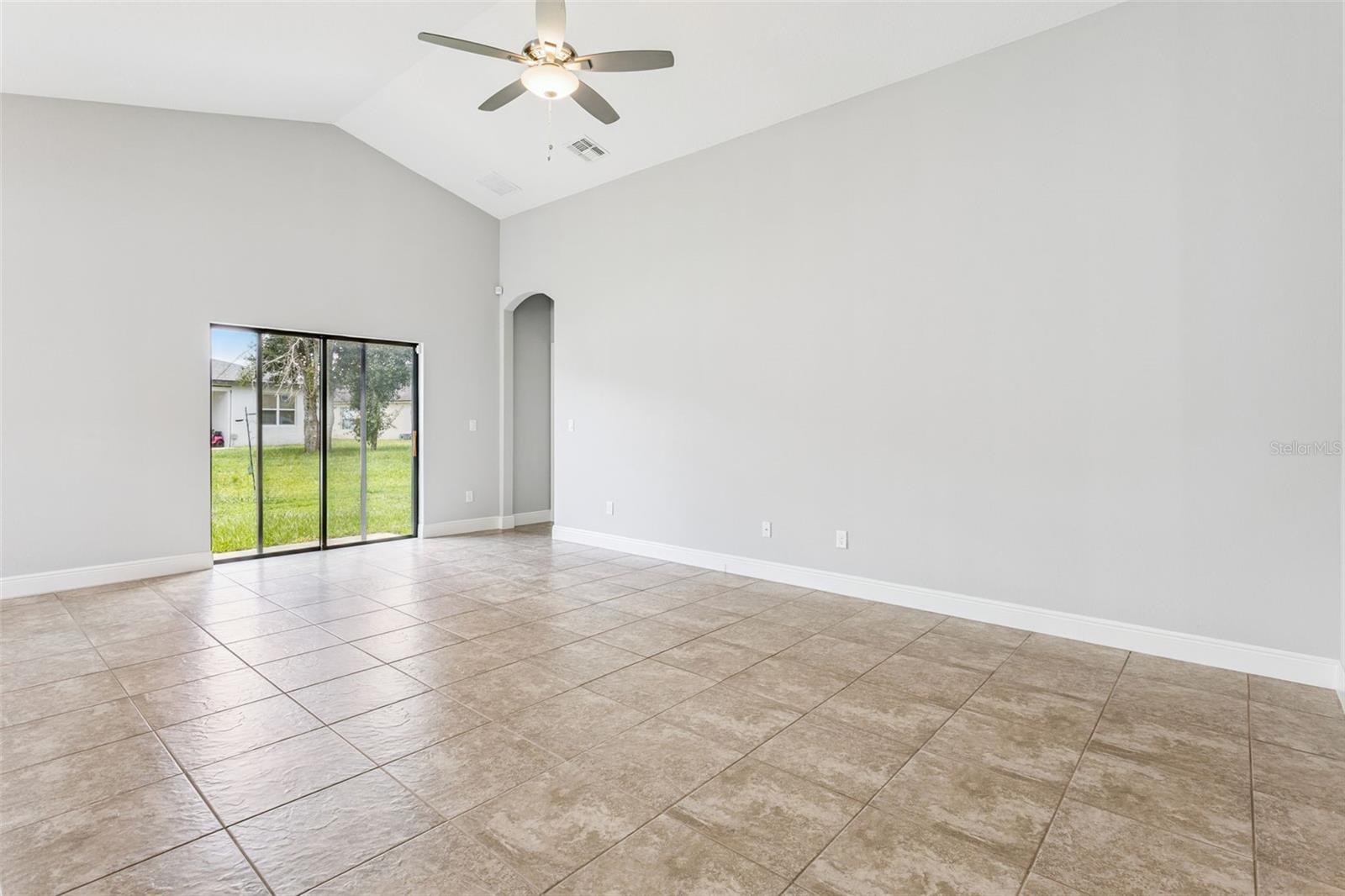 1144 CAMBOURNE DR