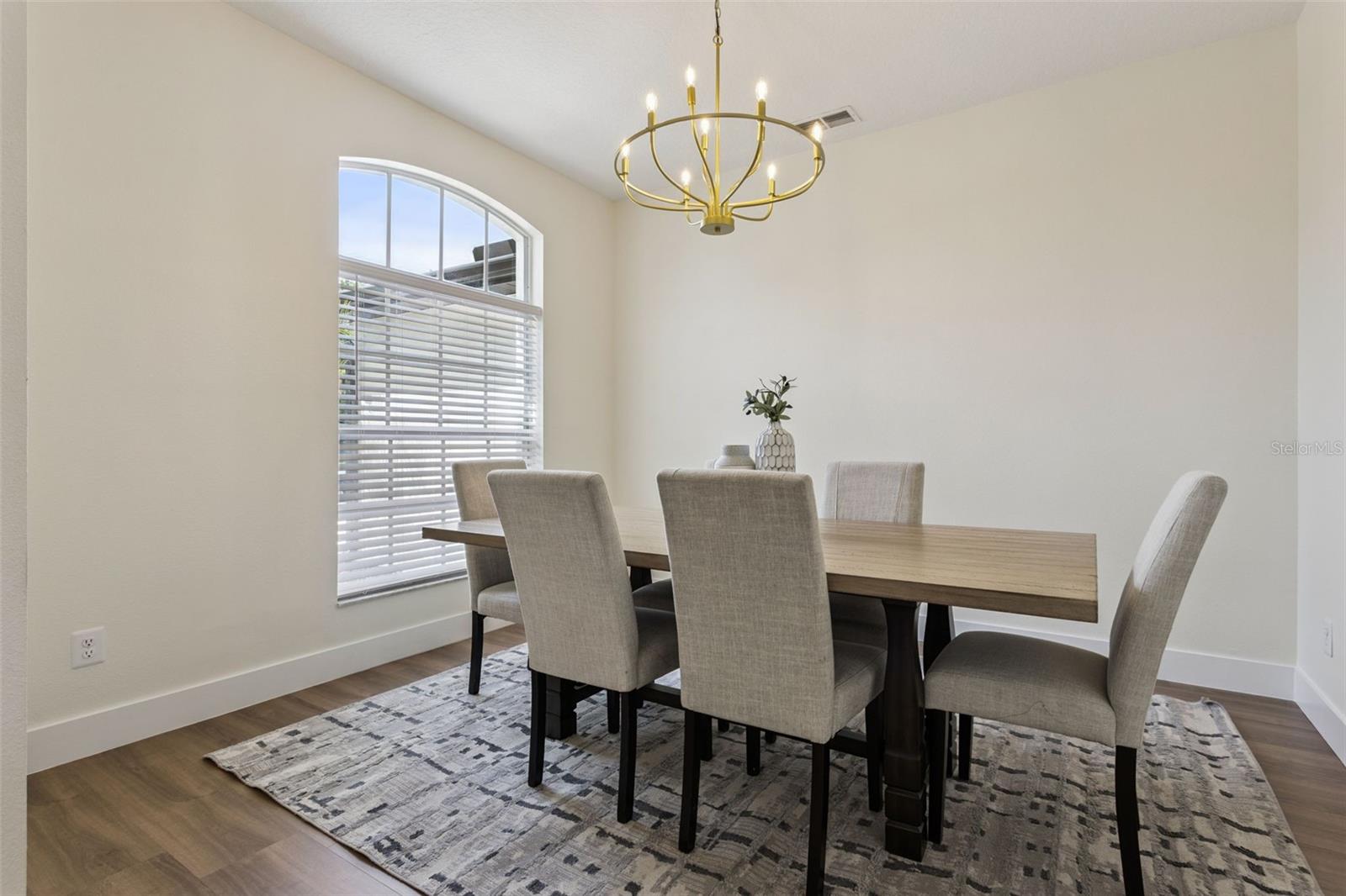 16413 ARROWHEAD TRL