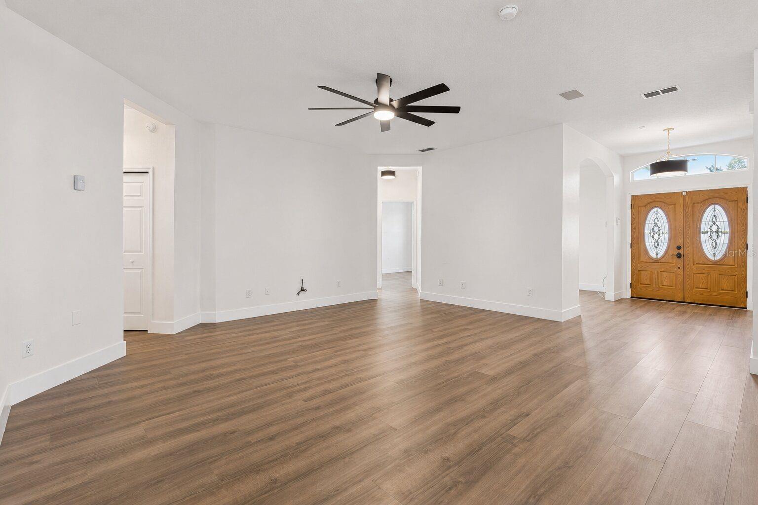 16413 ARROWHEAD TRL