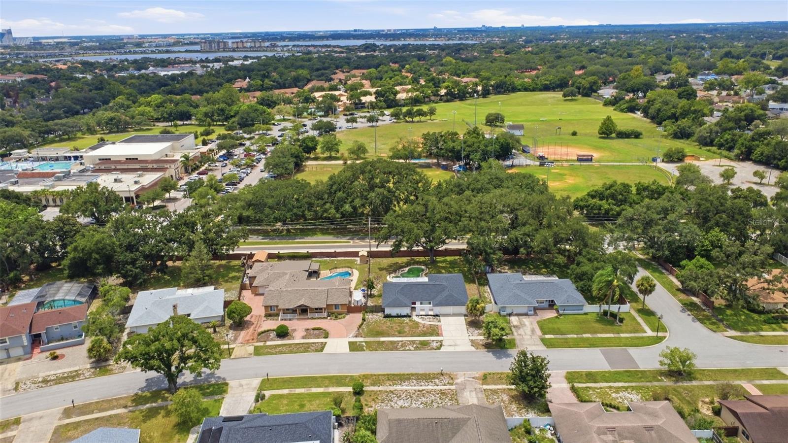 6785 TAMARIND CIR