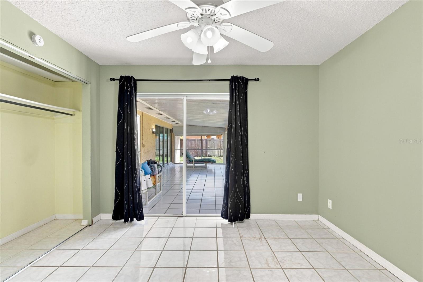 6785 TAMARIND CIR