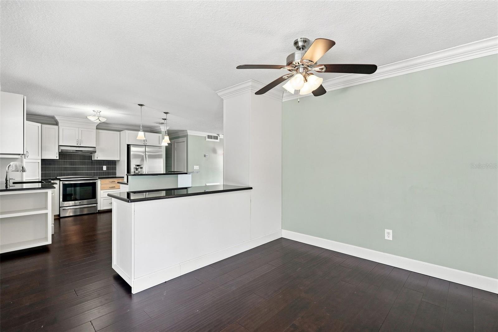 6785 TAMARIND CIR
