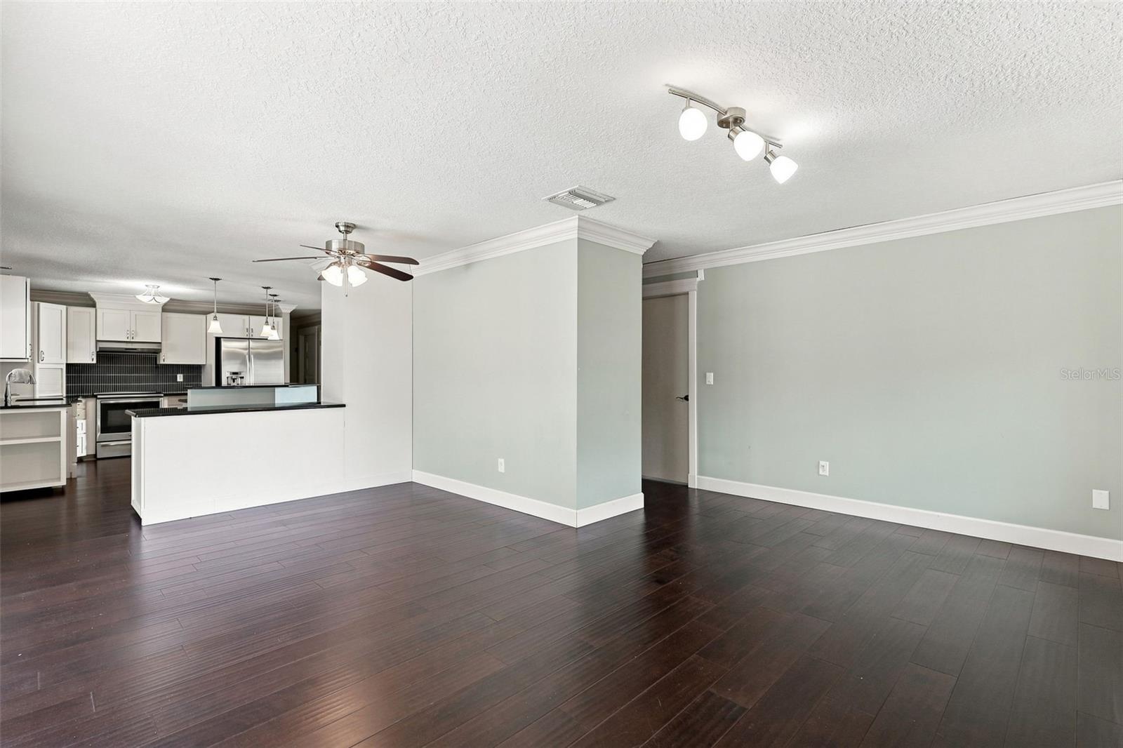 6785 TAMARIND CIR