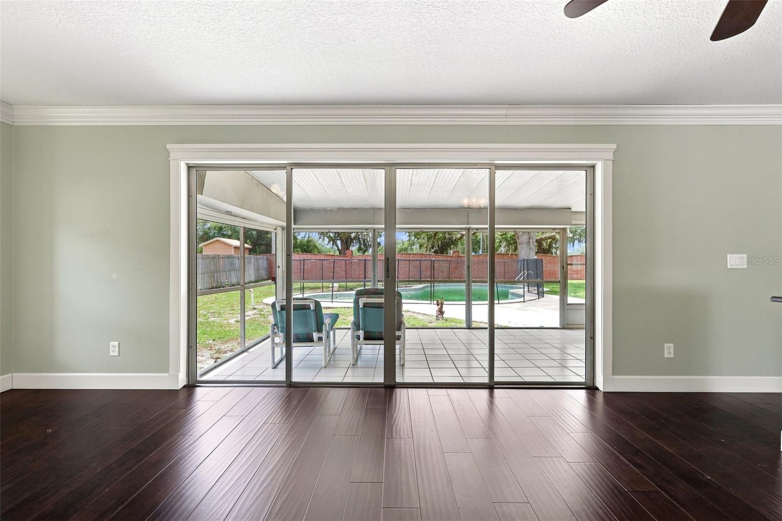6785 TAMARIND CIR