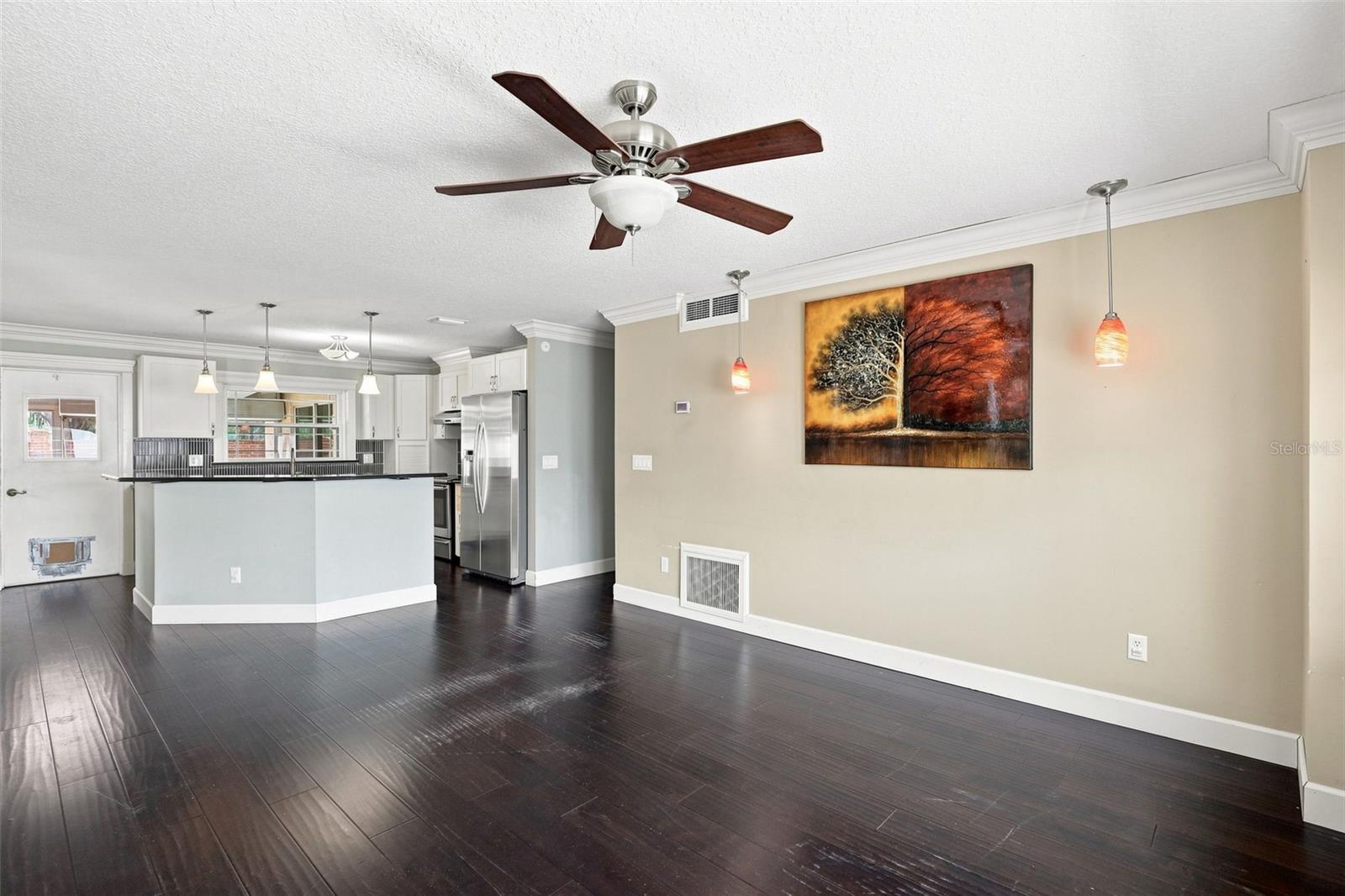 6785 TAMARIND CIR