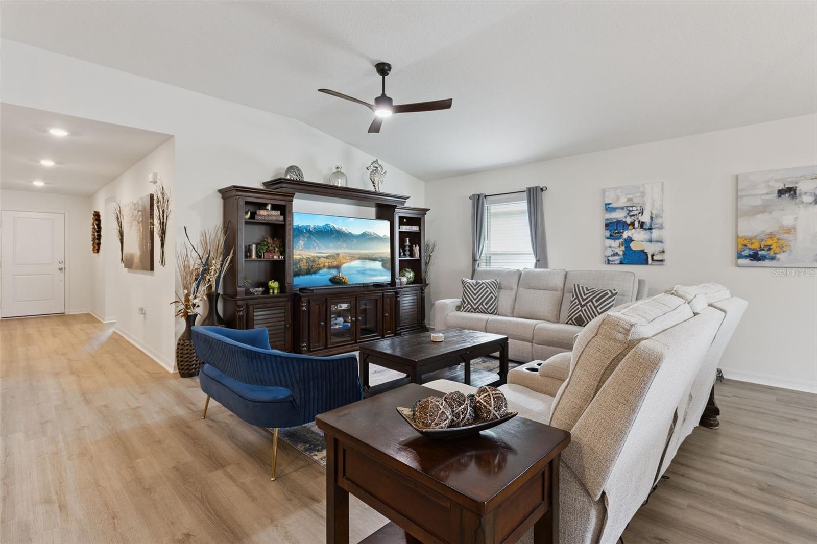 3832 PRONGHORN DR