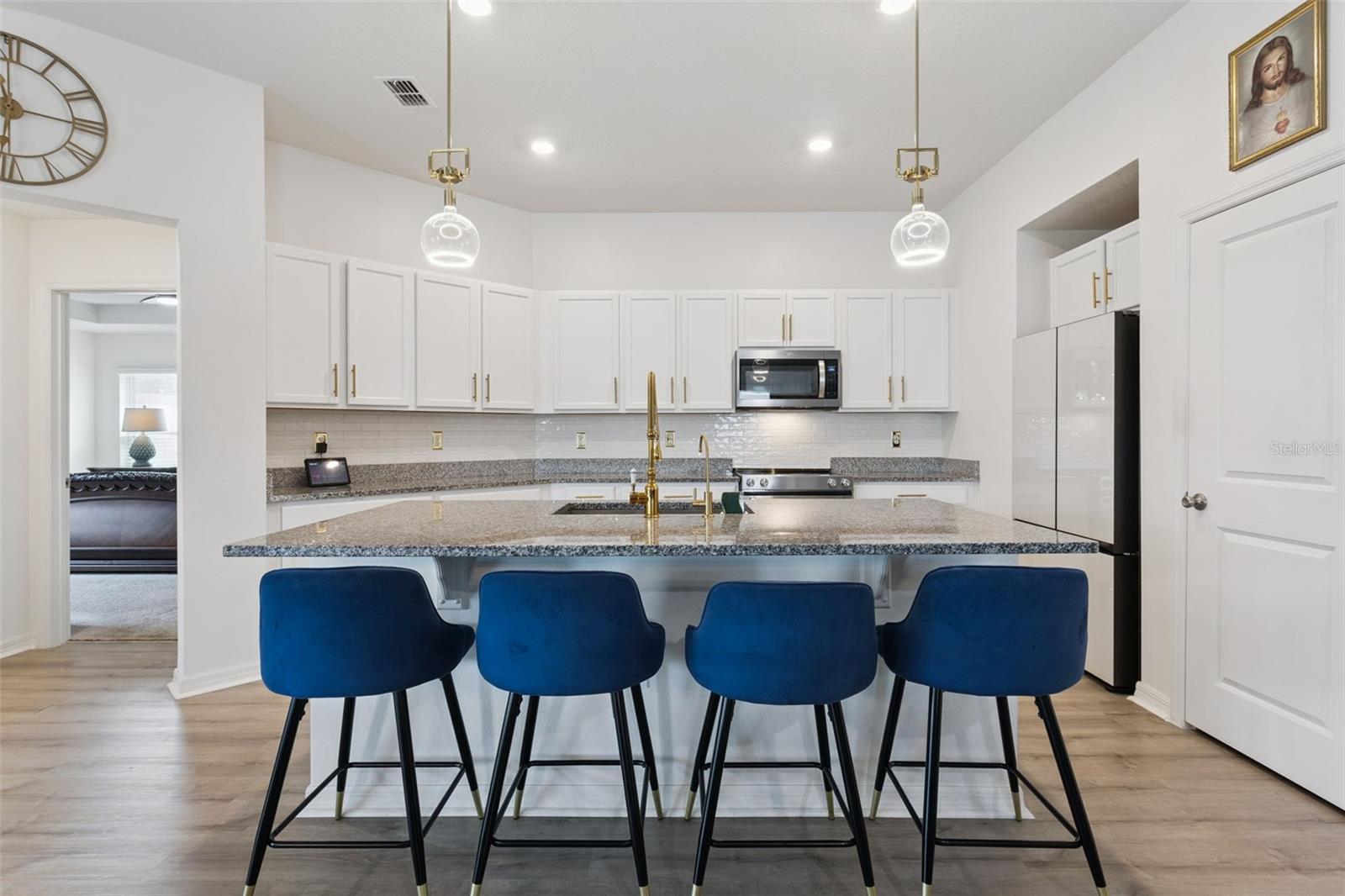 3832 PRONGHORN DR