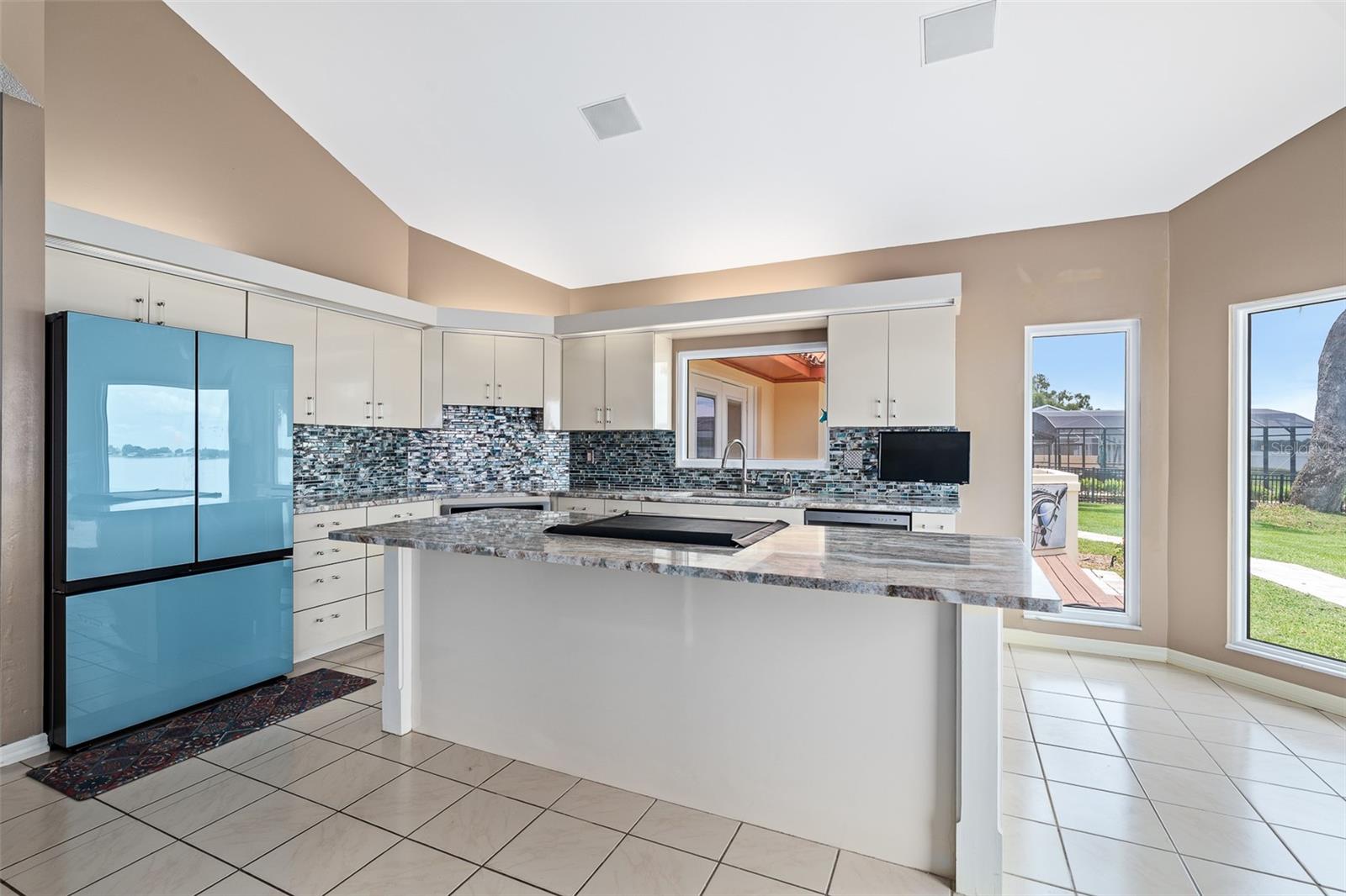 1412 MOSSWOOD DR