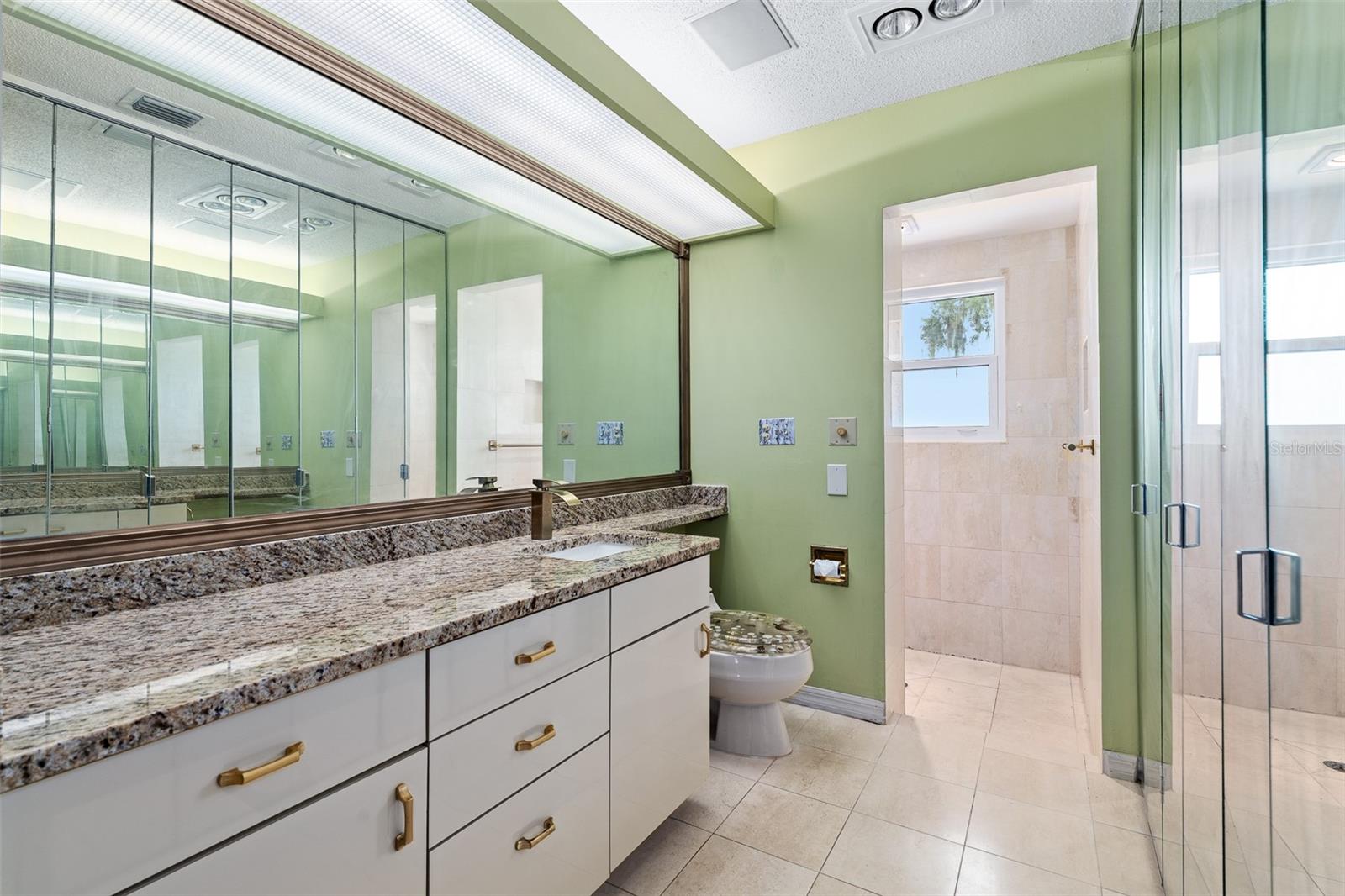 1412 MOSSWOOD DR