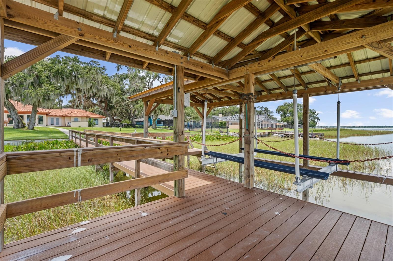 1412 MOSSWOOD DR