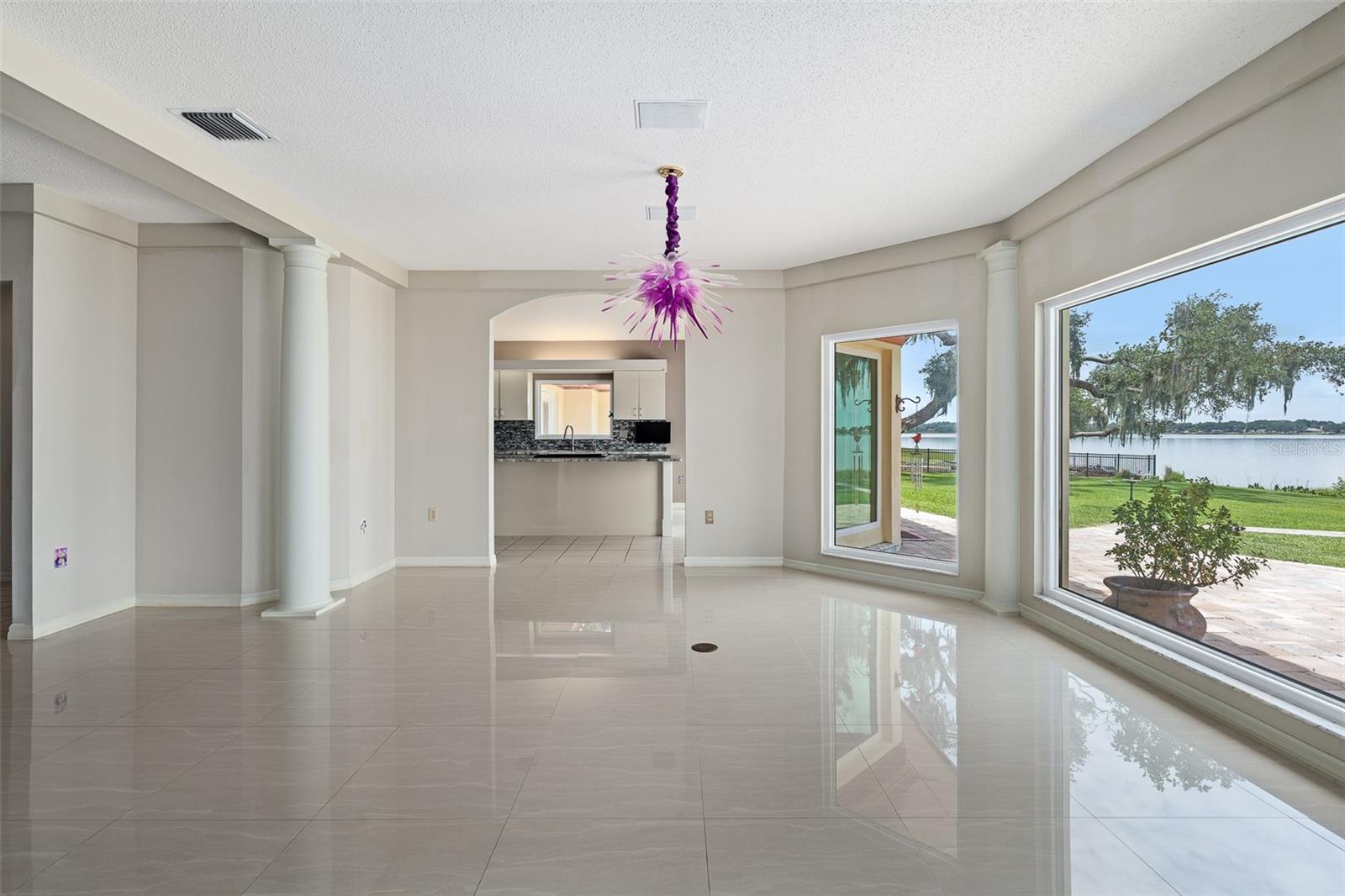 1412 MOSSWOOD DR