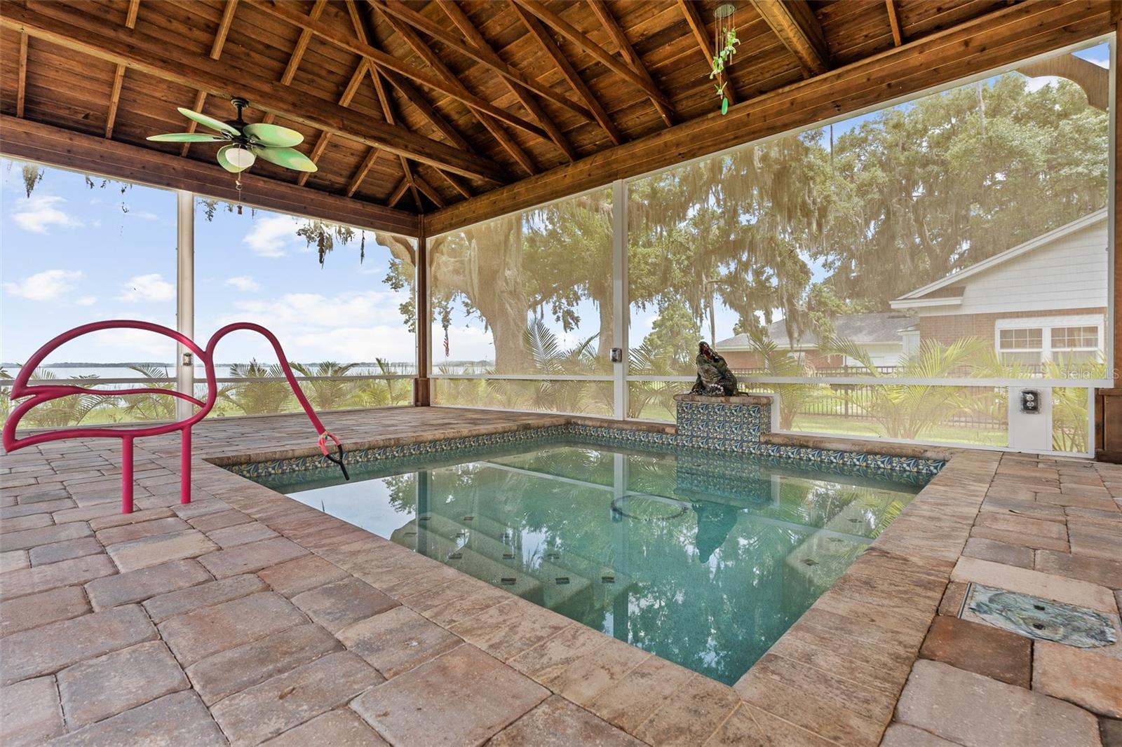 1412 MOSSWOOD DR