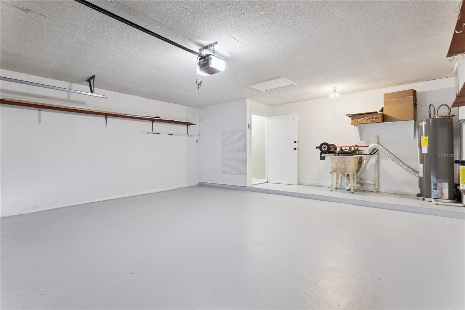 4880 SANTA ROSA AVE