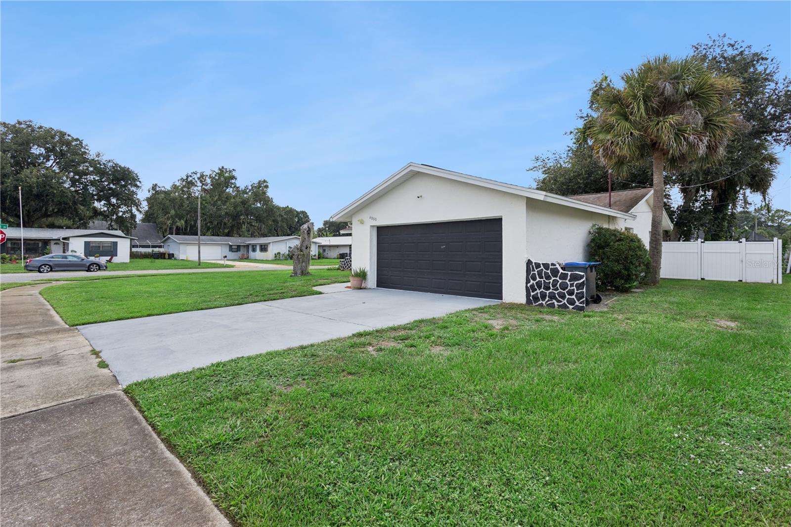 4880 SANTA ROSA AVE