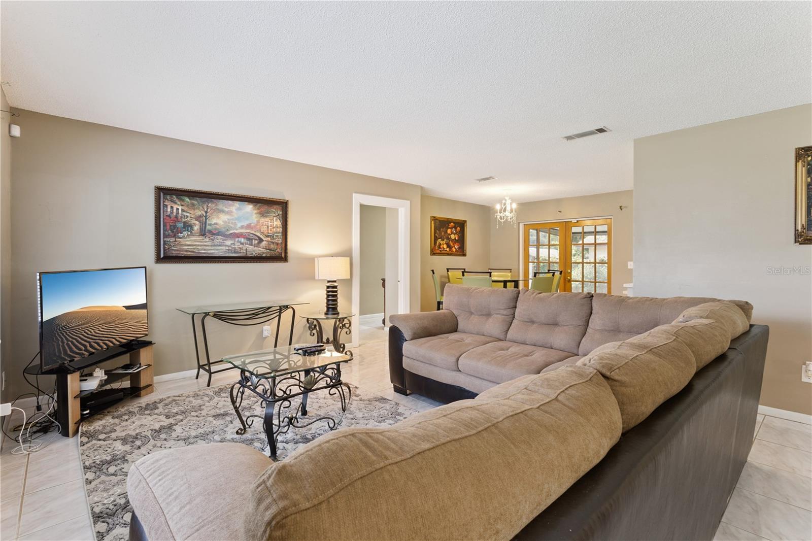 4880 SANTA ROSA AVE