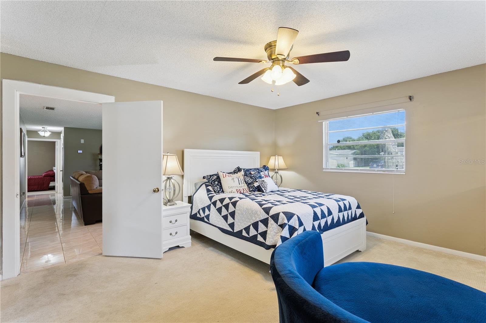 4880 SANTA ROSA AVE