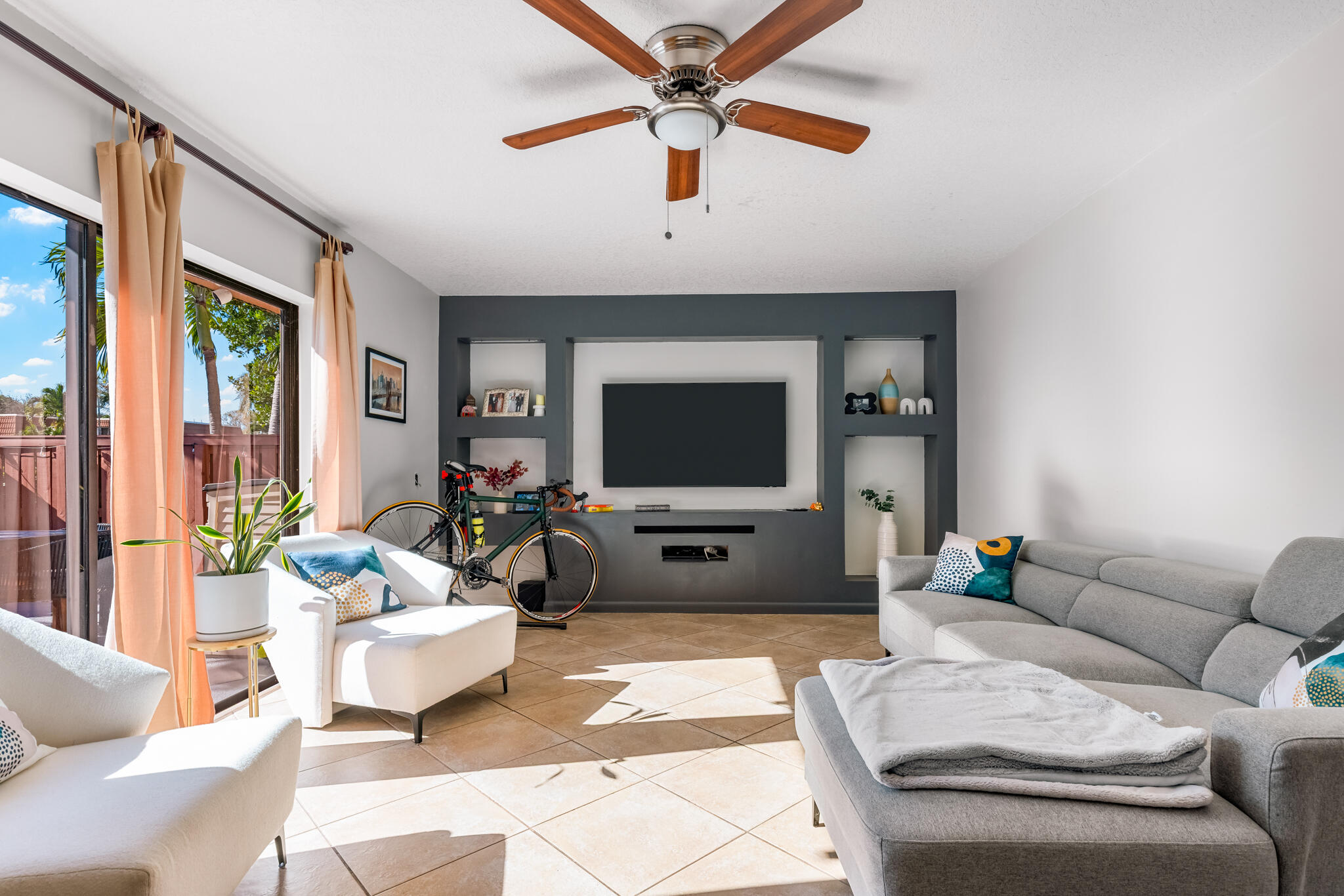 2889 SW 11th Place