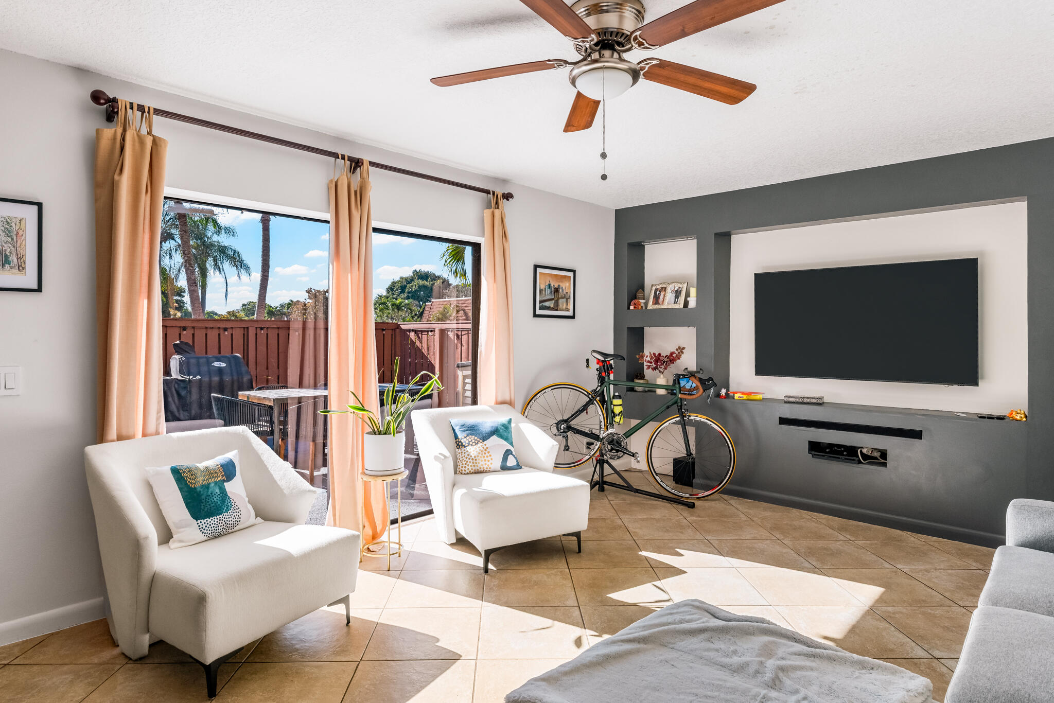 2889 SW 11th Place