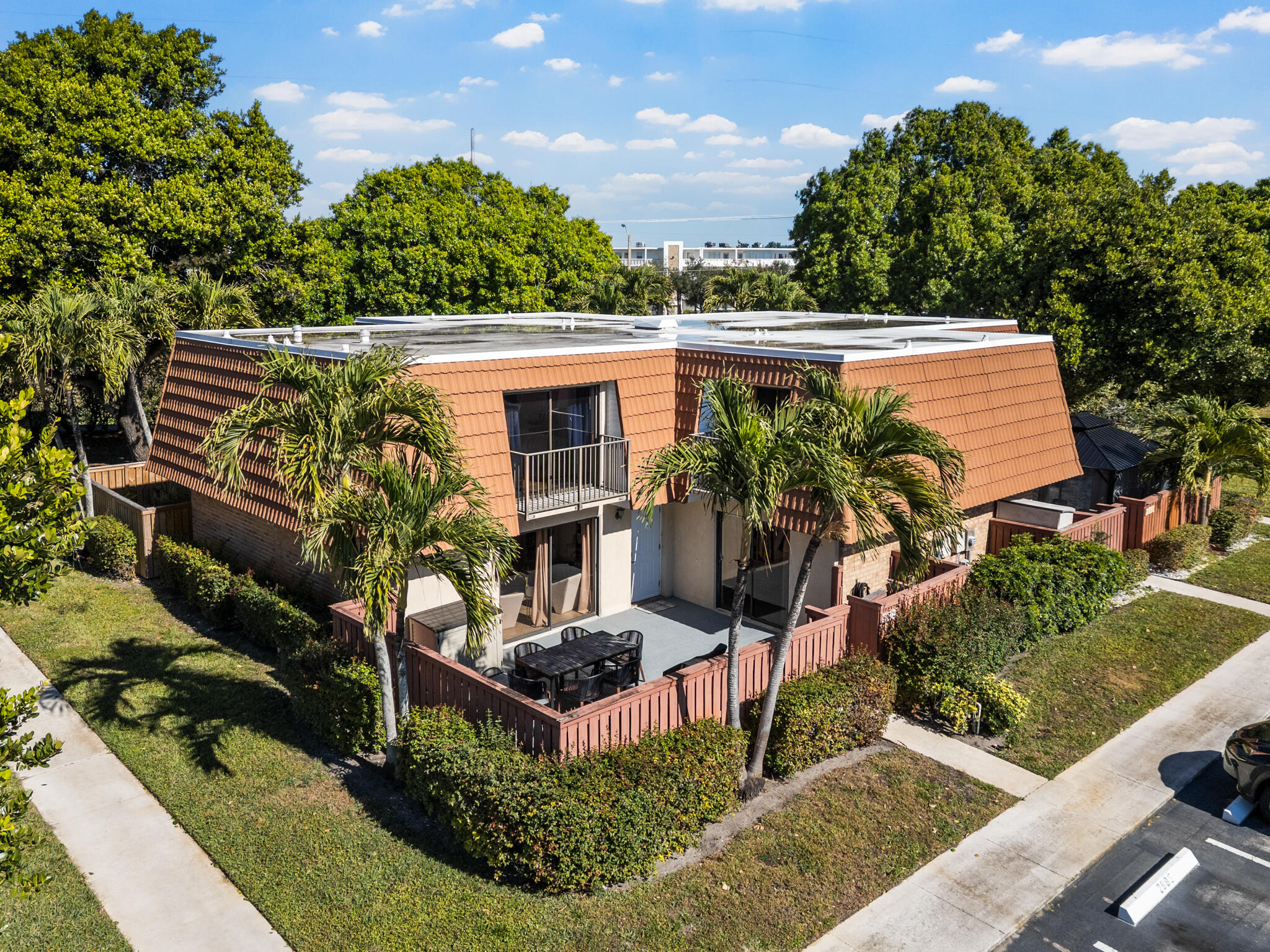2889 SW 11th Place