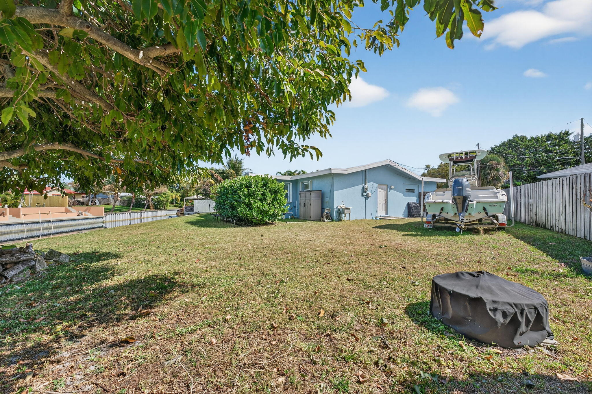 1223 Isle Court