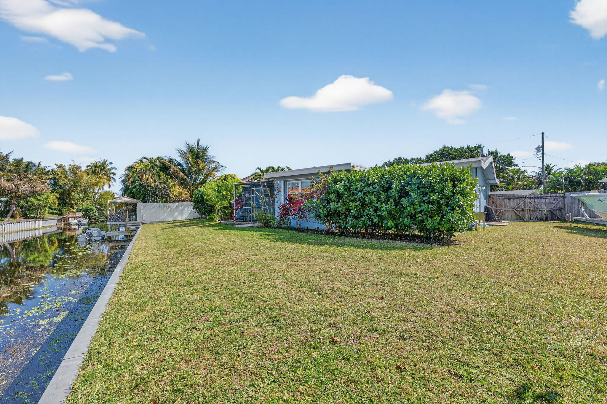 1223 Isle Court