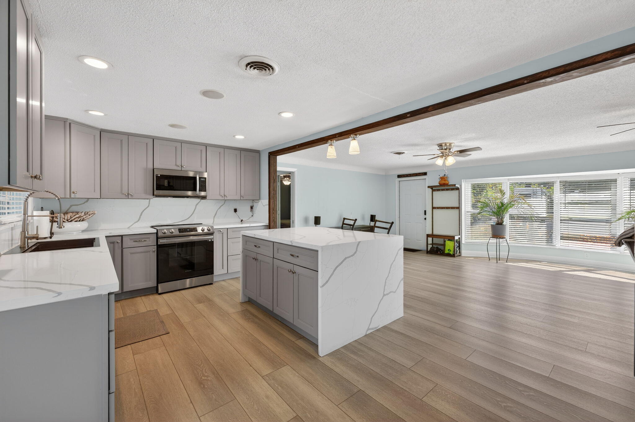 1223 Isle Court