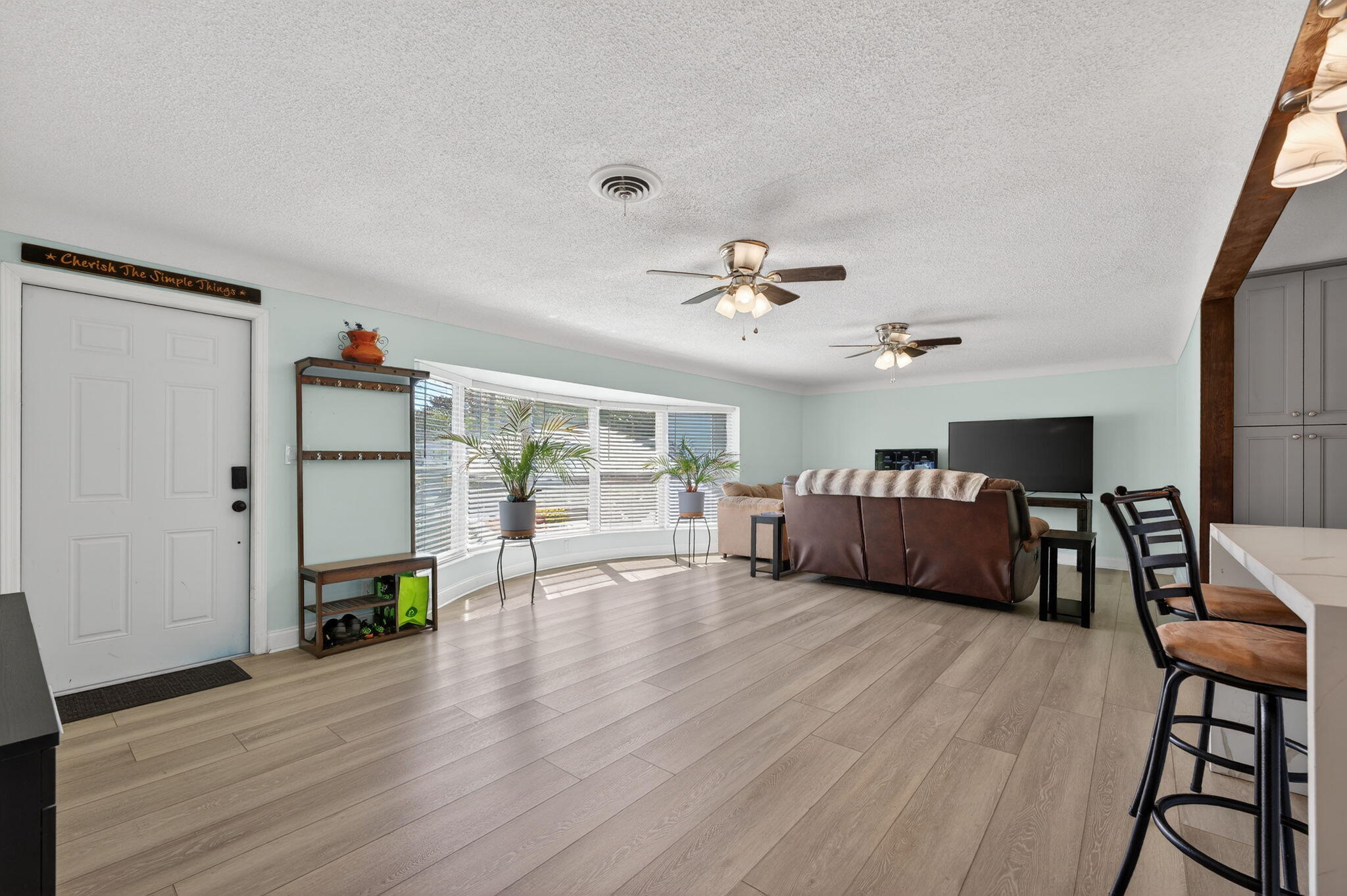 1223 Isle Court