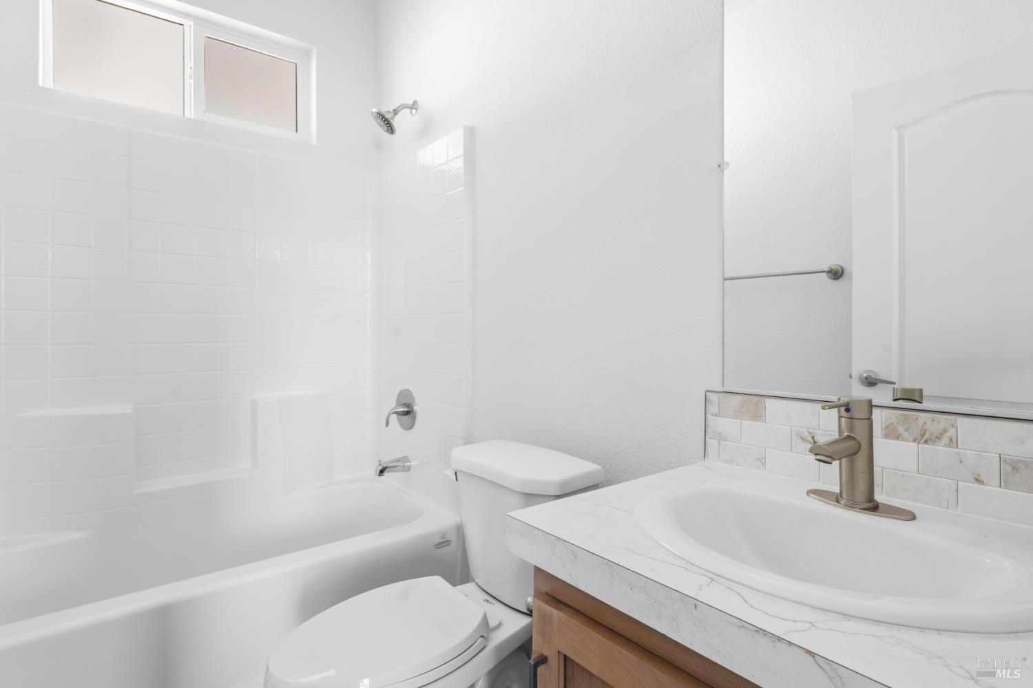 660 Leslie Street Unit: #26