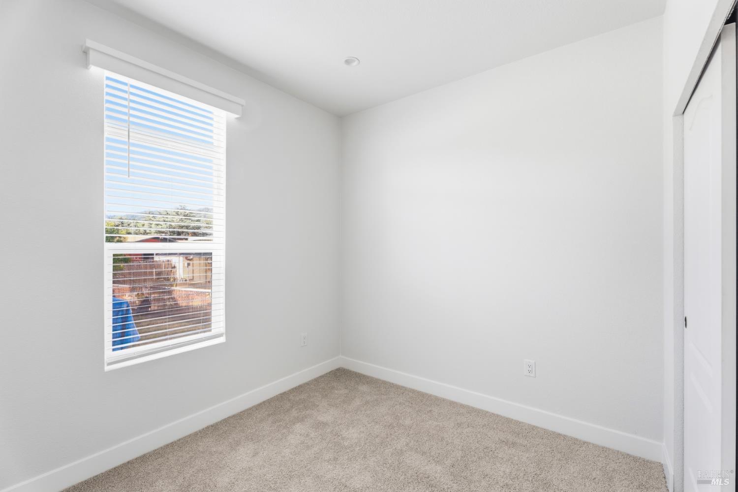 660 Leslie Street Unit: #26