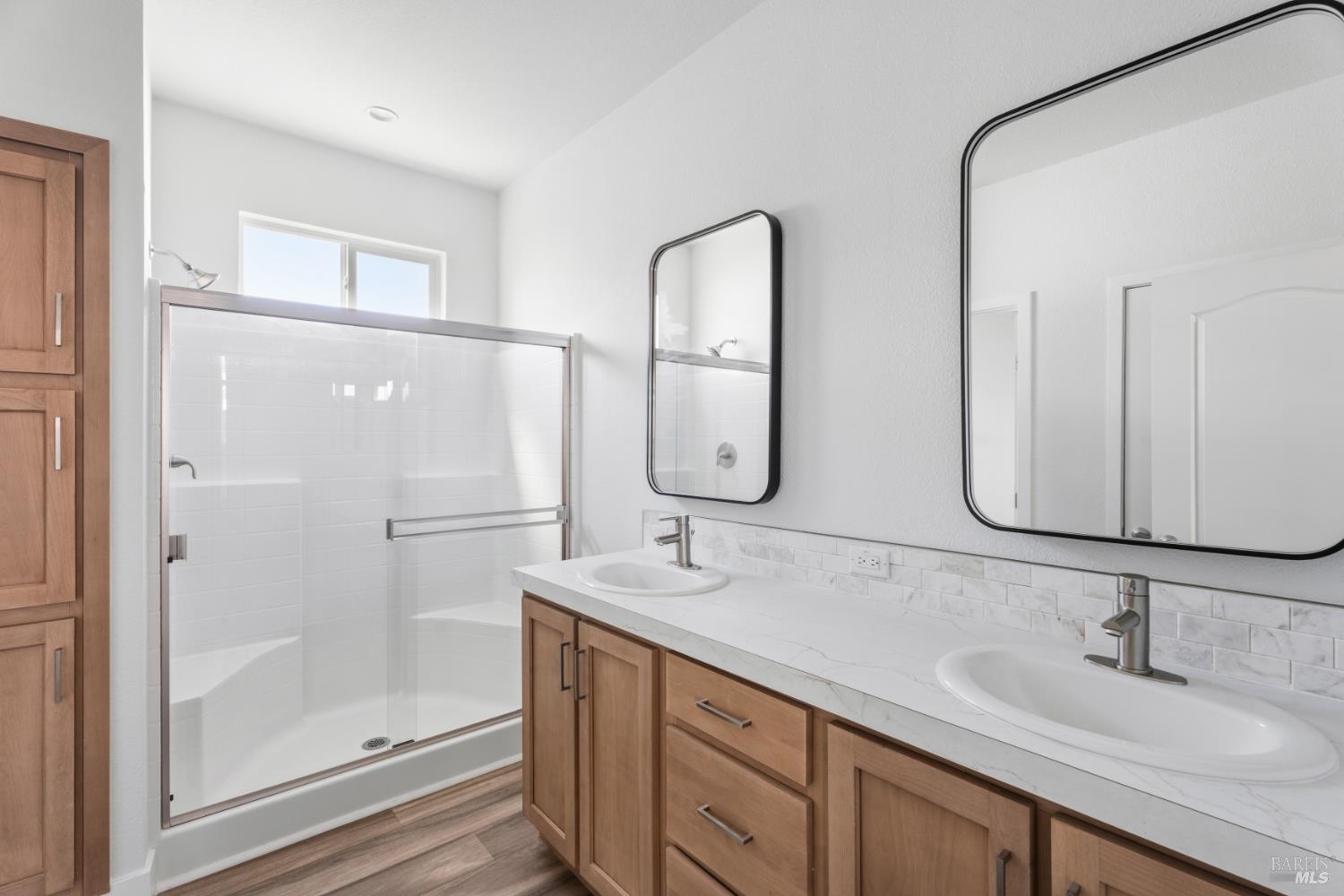 660 Leslie Street Unit: #26