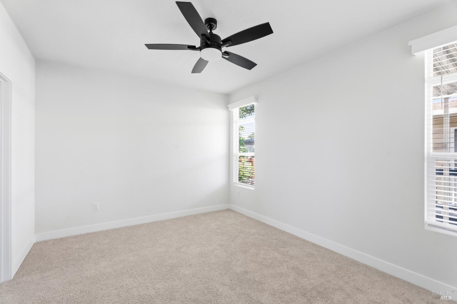 660 Leslie Street Unit: #26