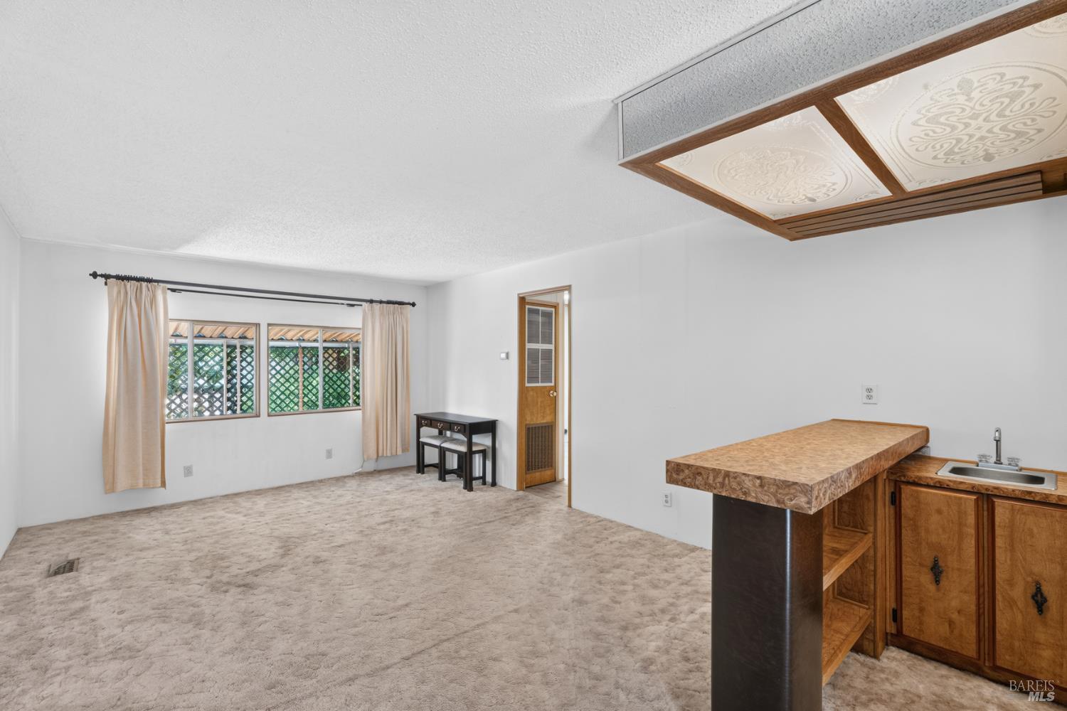 85 Malaga Court