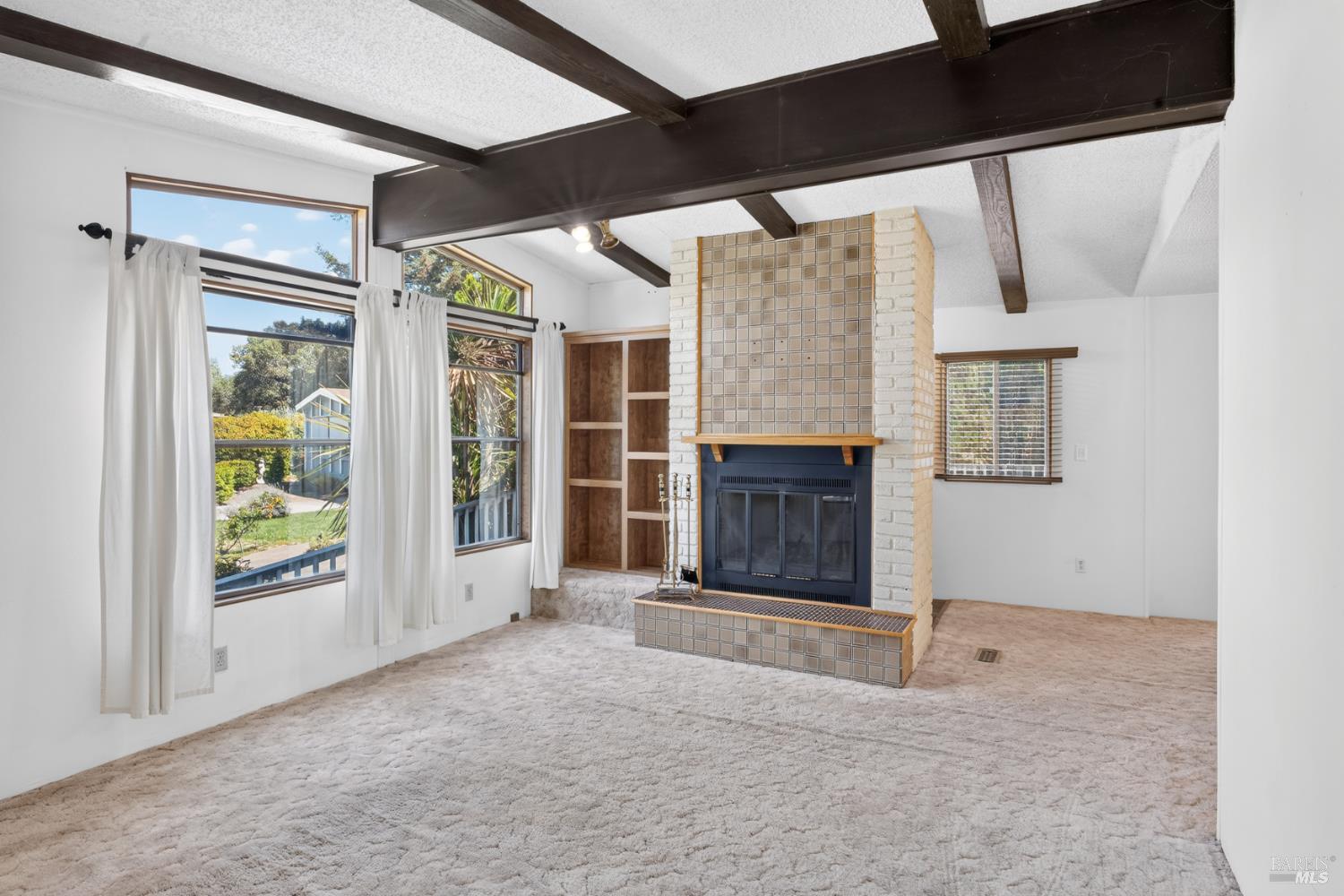 85 Malaga Court