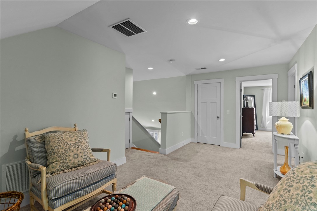 83 Silas Hill Way