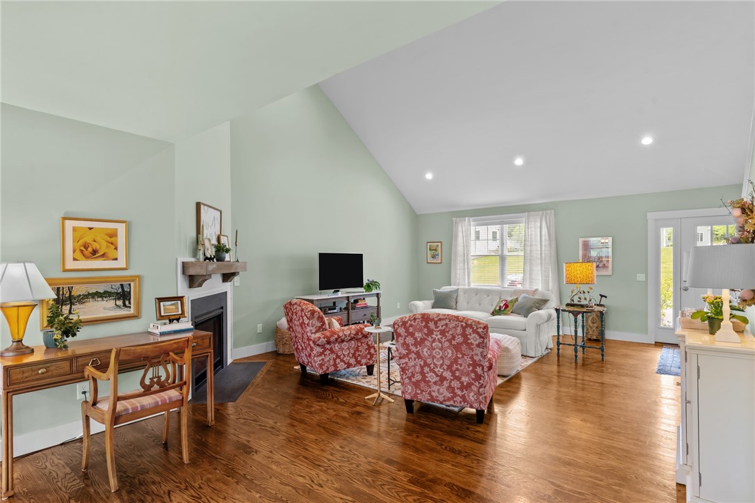 83 Silas Hill Way