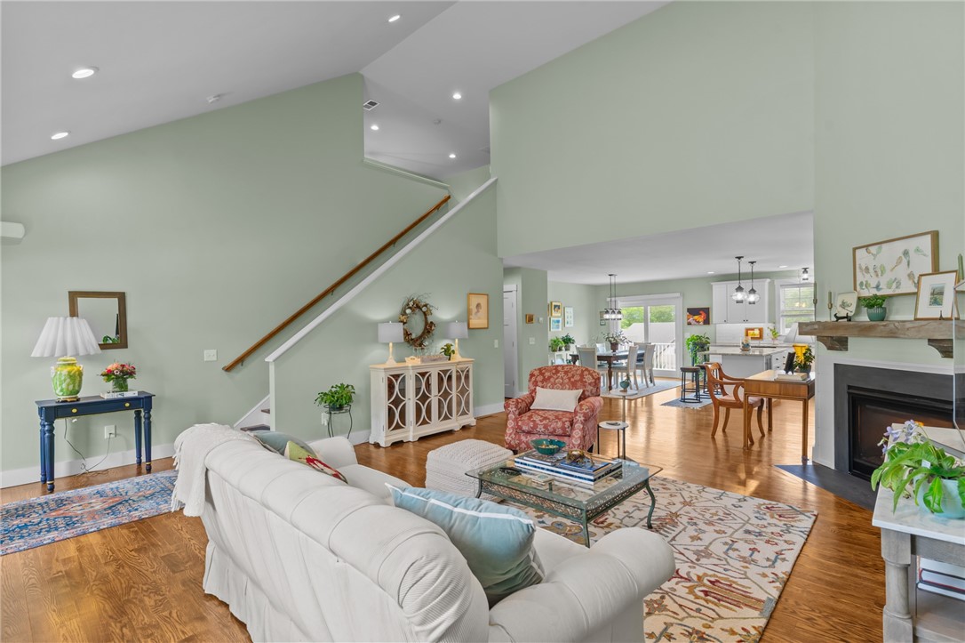 83 Silas Hill Way