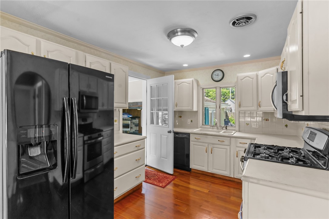 85 Lindy Avenue