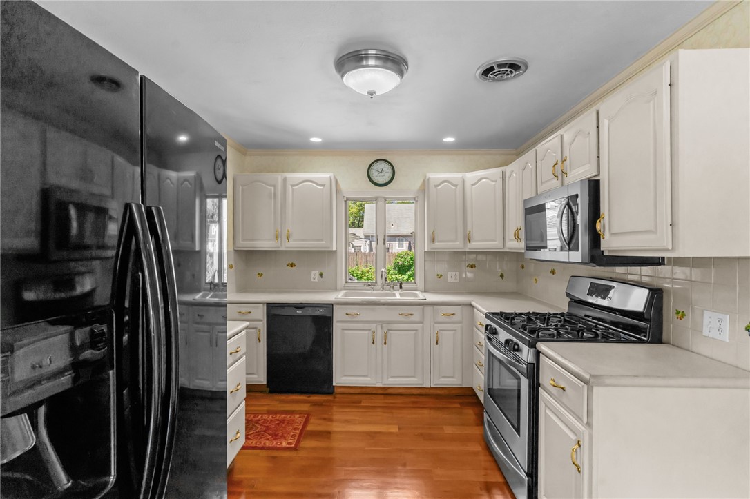 85 Lindy Avenue
