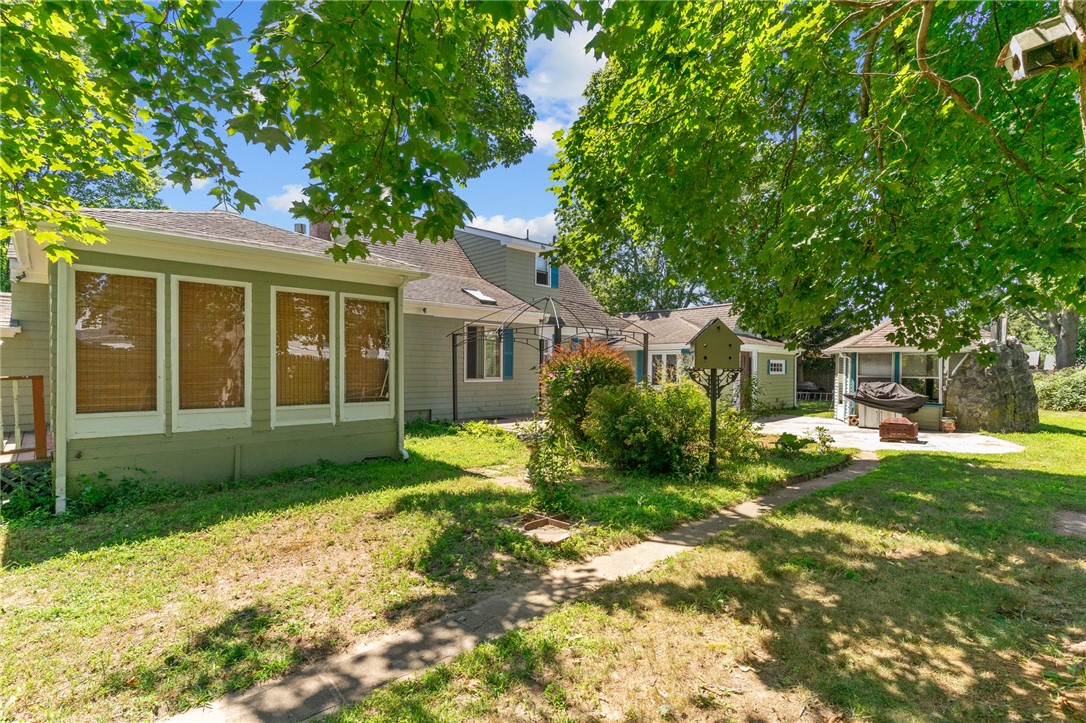 85 Lindy Avenue
