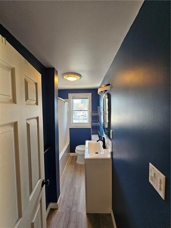 27 Mccabe Avenue 2F