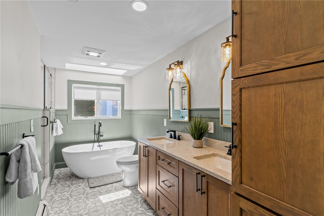 1121 Tillinghast Road