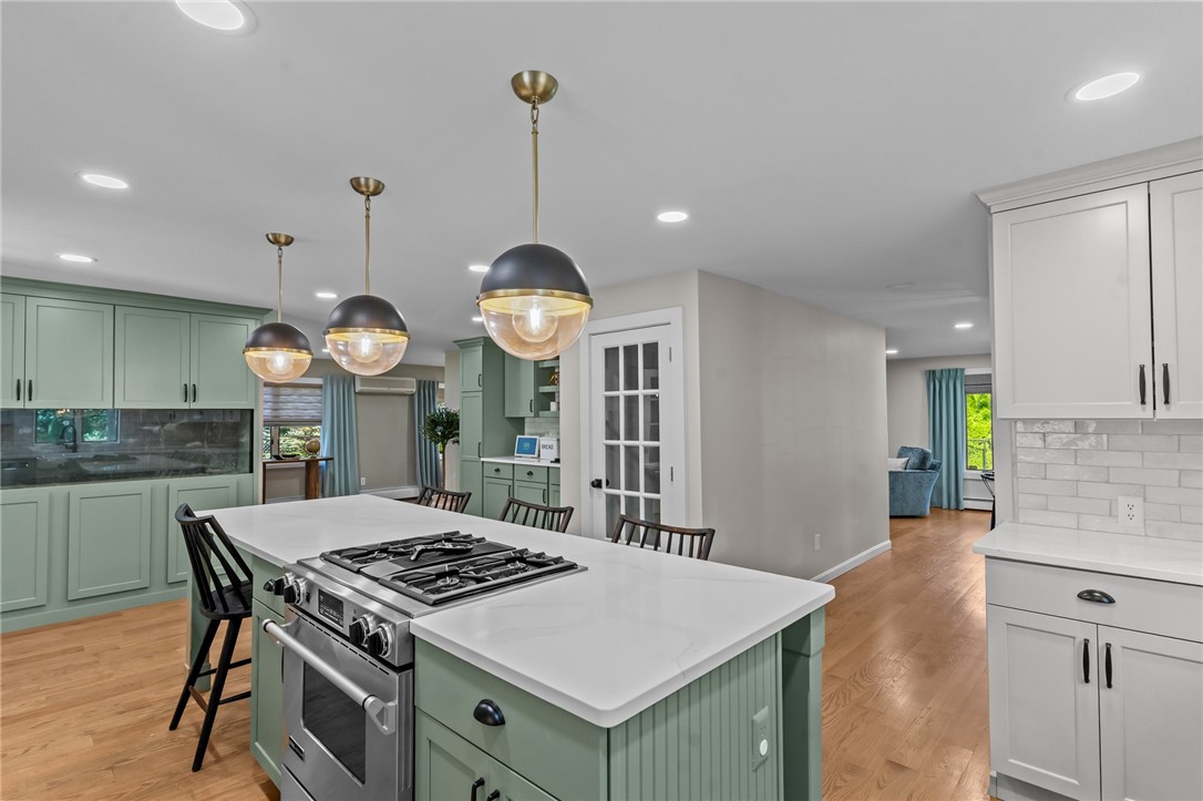 1121 Tillinghast Road