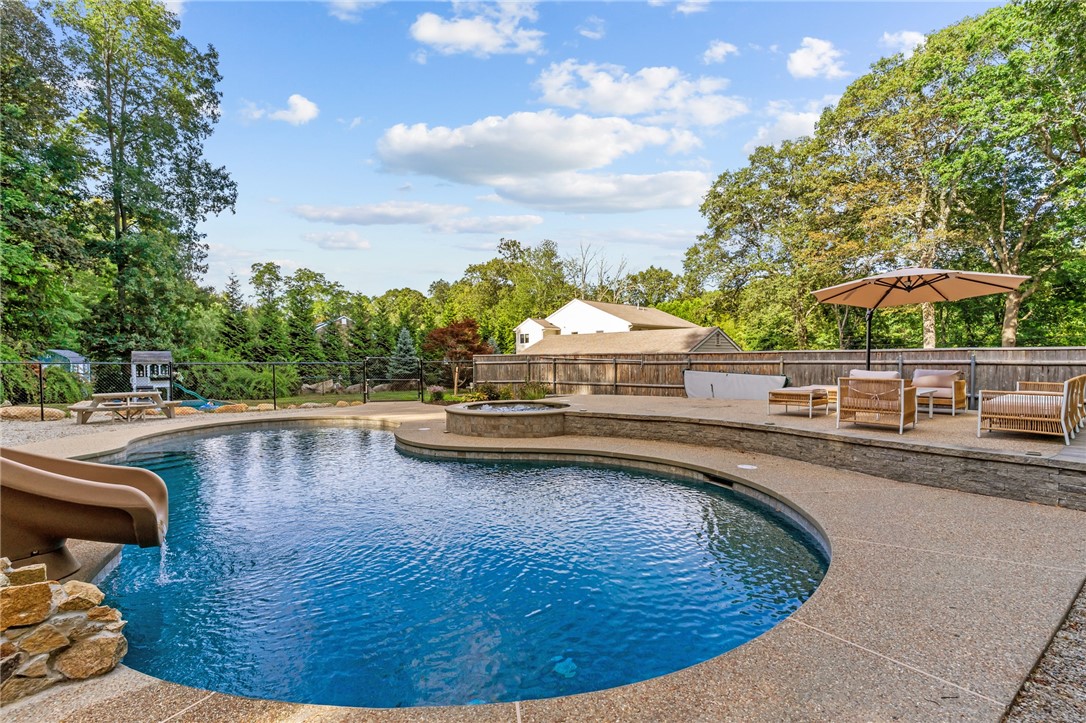 1121 Tillinghast Road