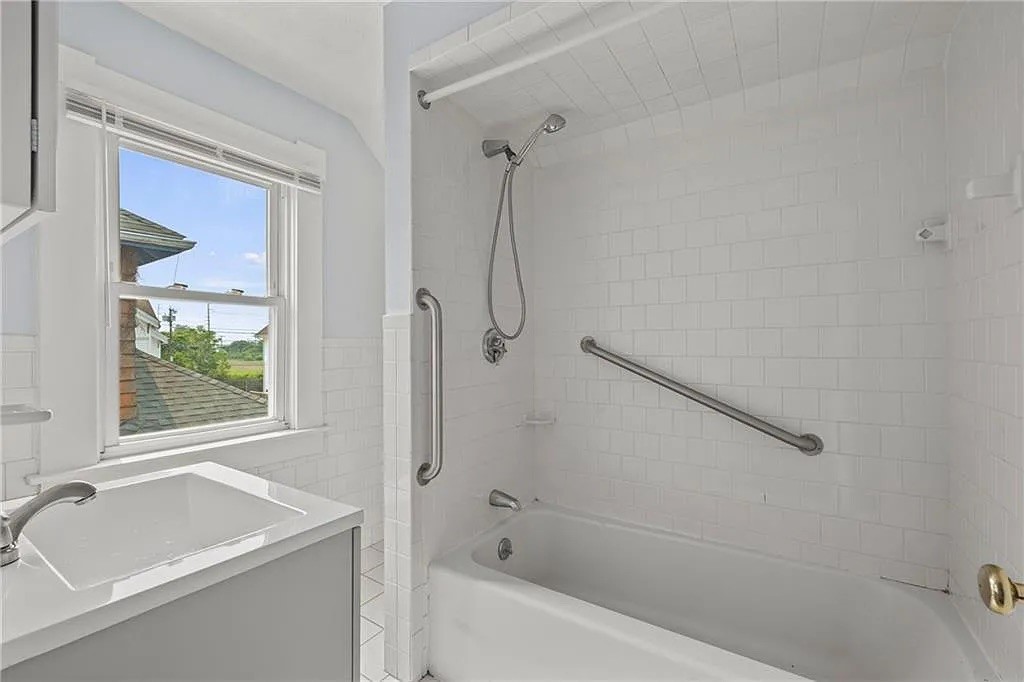 166 Roger Williams Avenue