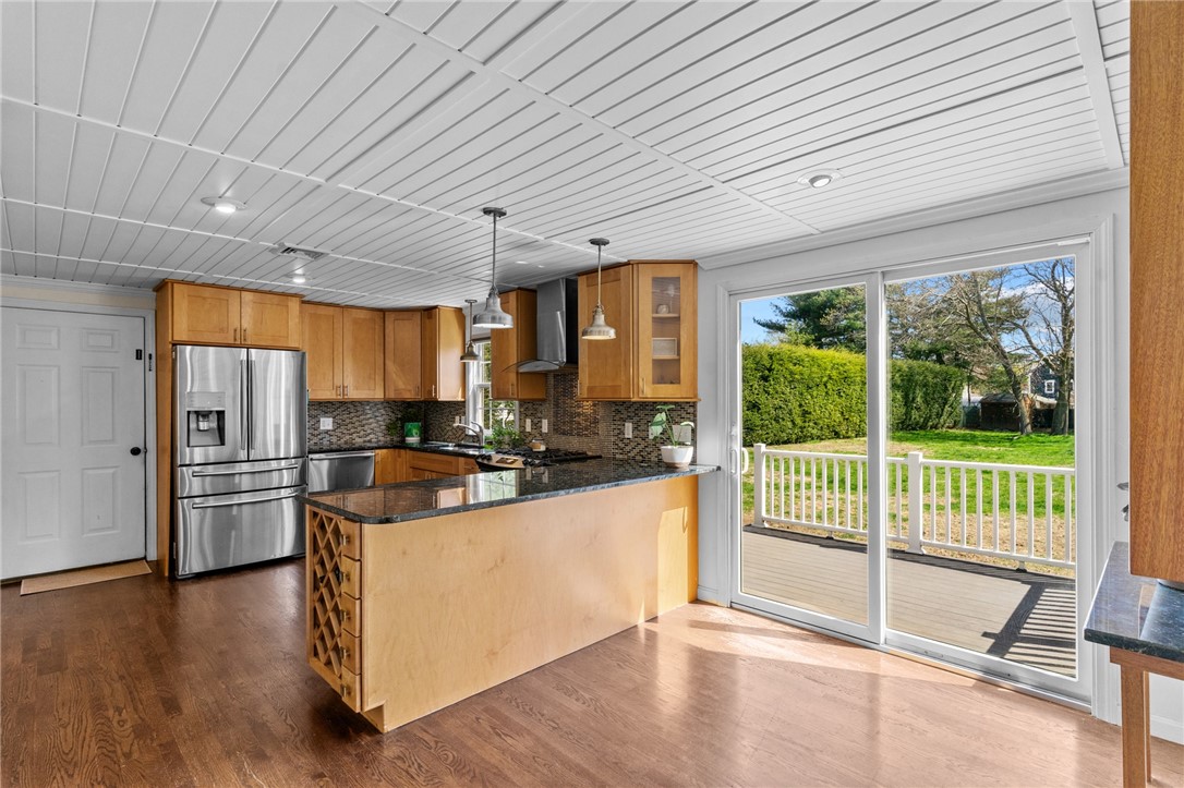 112 Greenwich Avenue