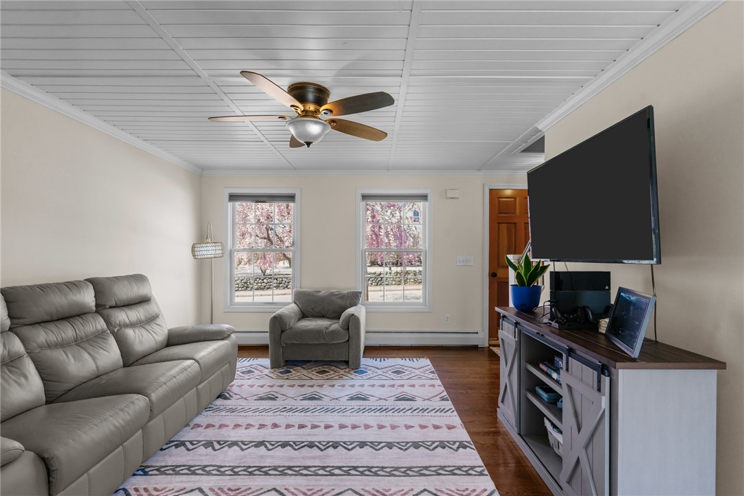 112 Greenwich Avenue